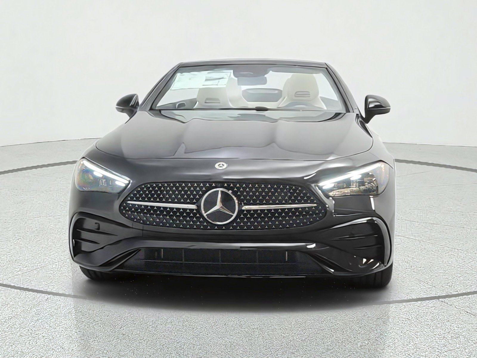 New 2027 Mercedes-Benz CLE 450 4MATIC Cabriolet image 2
