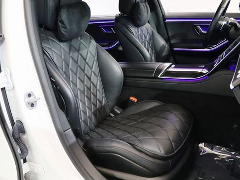 Used 2023 Mercedes-Benz S 580 4MATIC Sedan w/ AMG Line image 25