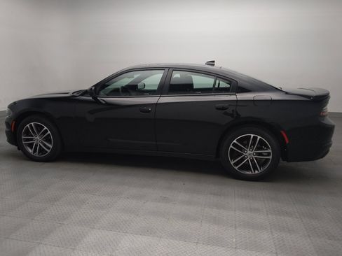Used 2019 Dodge Charger SXT AWD/4WD image 3