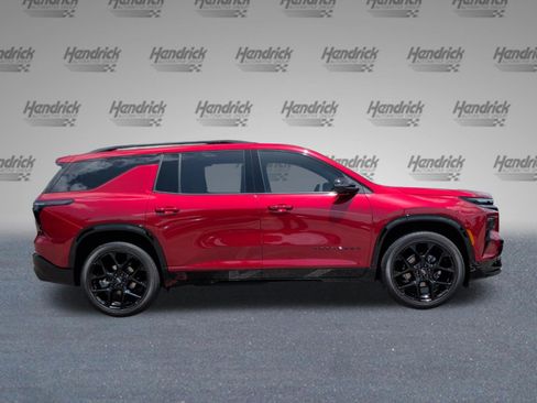 Used 2024 Chevrolet Traverse RS AWD/4WD image 6