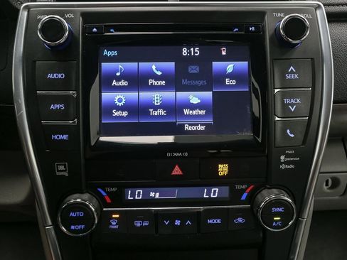 Used 2017 Toyota Camry XLE FWD image 22