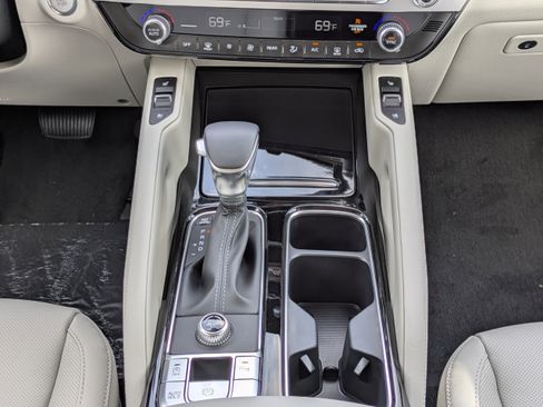 New 2025 Kia Telluride EX image 24