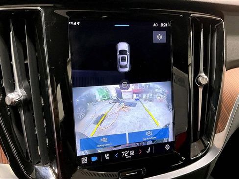 Certified 2023 Volvo S60 B5 Plus w/ Climate Package image 22