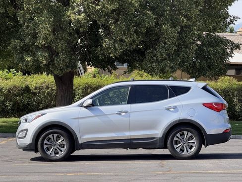 Used 2016 Hyundai Santa Fe Sport w/ Option Group 02 FWD image 8