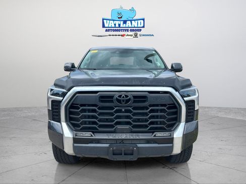 Used 2022 Toyota Tundra Limited w/ TRD Off-Road Package AWD/4WD image 21