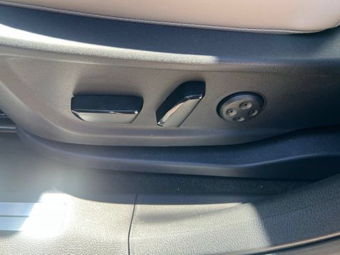 Used 2024 Nissan Ariya AWD image 54