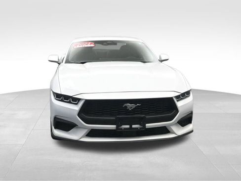 Used 2024 Ford Mustang Premium RWD image 8