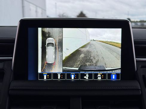 Used 2023 Chevrolet Tahoe Z71 w/ Luxury Package image 39