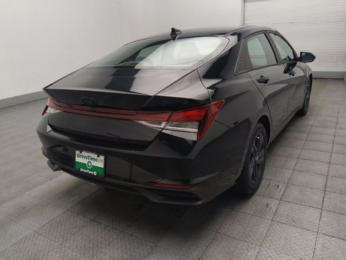 Used 2021 Hyundai Elantra SEL FWD image 9