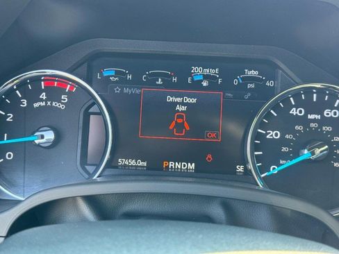 Used 2022 Ford F350 Lariat w/ Lariat Ultimate Package image 21