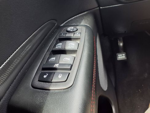 Used 2023 Dodge Durango GT RWD image 12