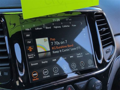 Used 2022 Jeep Grand Cherokee Limited w/ Tech Group image 29