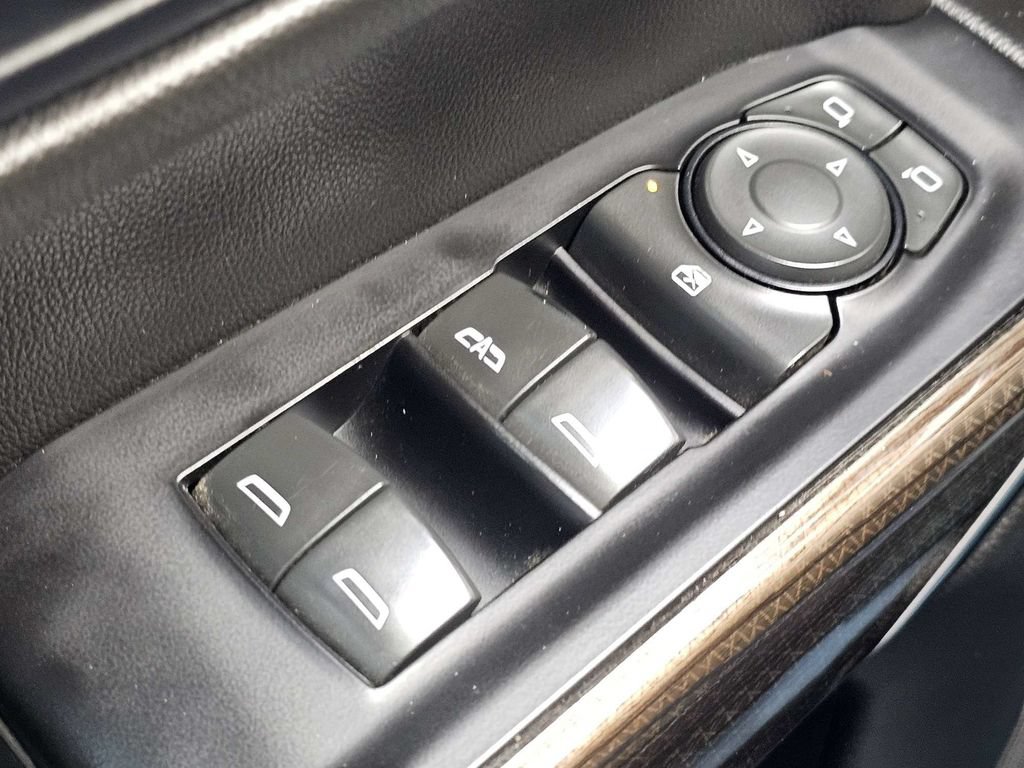 Used 2019 Chevrolet Silverado 1500 RST AWD/4WD image 23