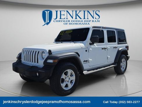 Used 2022 Jeep Wrangler Unlimited Sport AWD/4WD image 10
