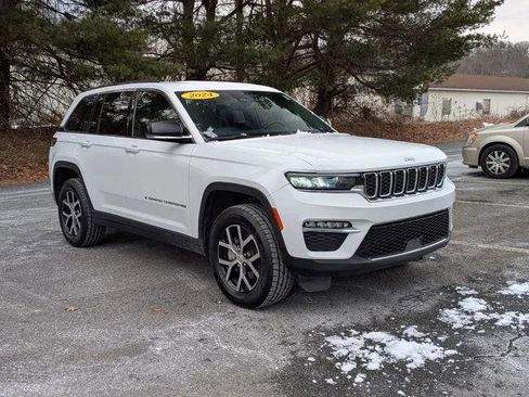 Certified 2024 Jeep Grand Cherokee Limited AWD/4WD image 6