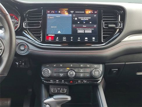 Certified 2024 Dodge Durango GT image 16