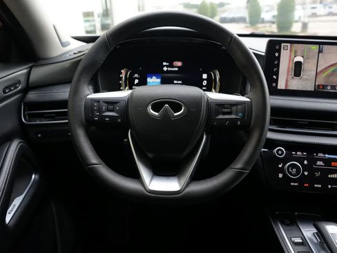 Certified 2026 INFINITI QX60 Luxe w/ Cargo Package AWD/4WD image 9