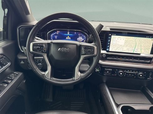 Used 2025 Chevrolet Silverado 2500 LTZ w/ Trail Boss Package image 38