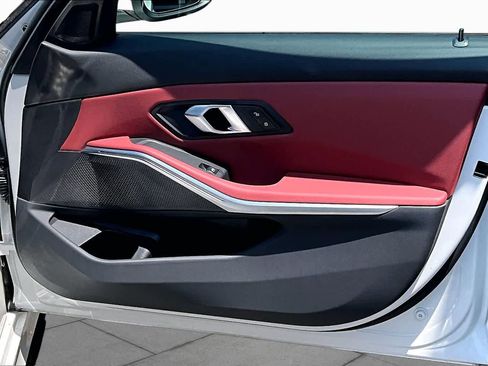 Certified 2025 BMW 330i Sedan RWD image 24