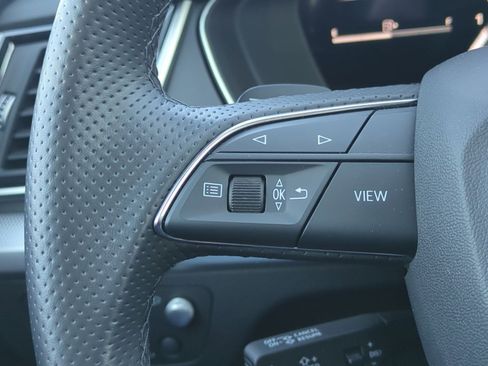 Used 2024 Audi Q5 2.0T Prestige image 18