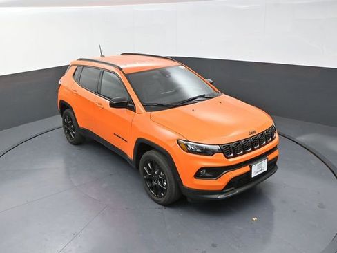 New 2026 Jeep Compass Latitude AWD/4WD image 12