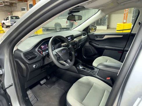 Used 2022 Ford Escape S AWD/4WD image 27