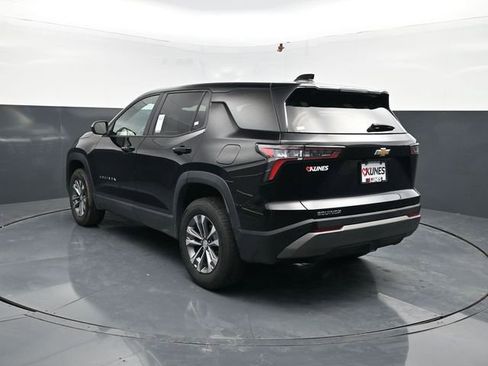 Used 2025 Chevrolet Equinox LT FWD image 7
