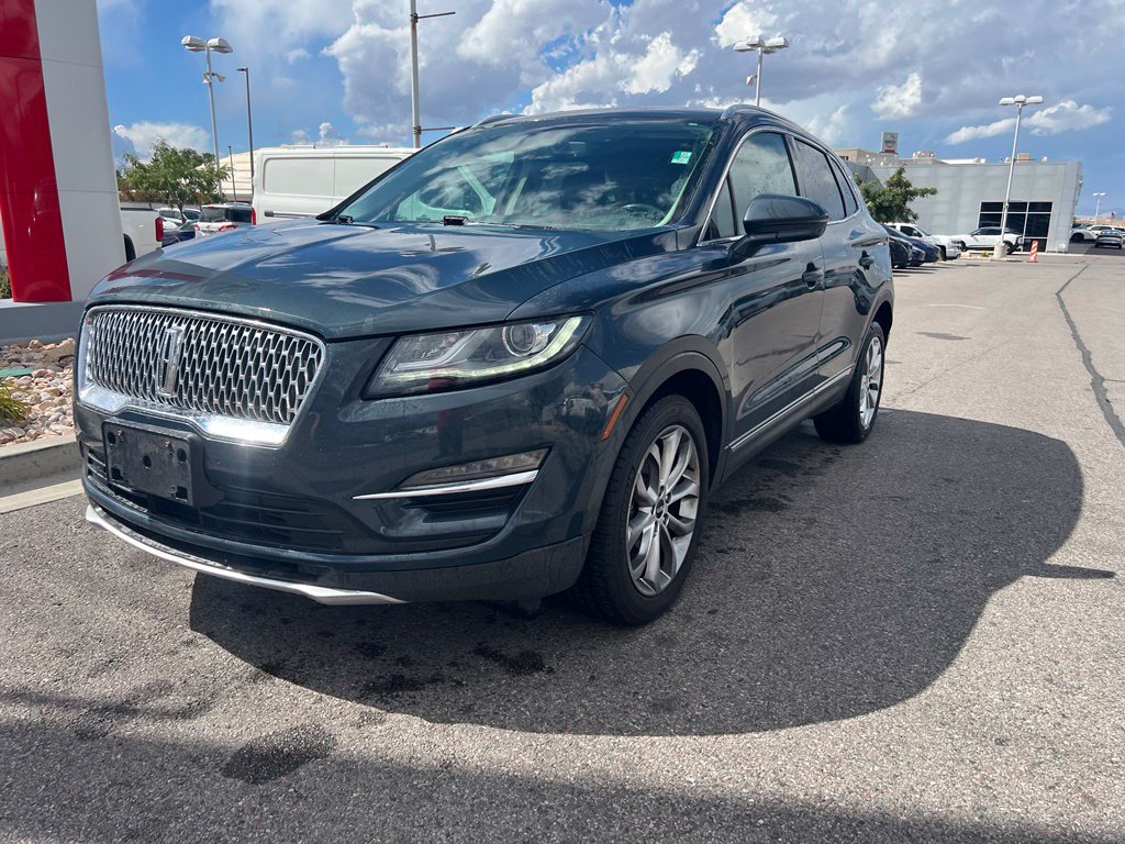 Used 2019 Lincoln MKC Select w/ Select Plus Package FWD image 3