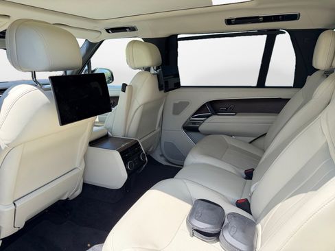 Used 2023 Land Rover Range Rover Long Wheelbase Autobiography AWD/4WD image 13