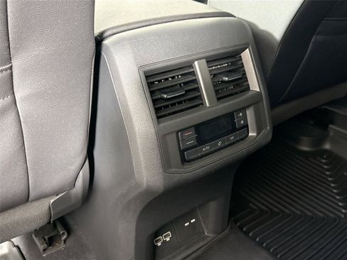 Used 2021 Volkswagen Atlas SE w/ Panoramic Sunroof Package FWD image 33
