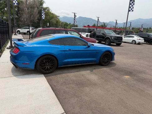 Used 2019 Ford Mustang GT w/ GT Performance Package RWD image 5