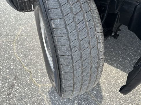 Used 2025 Mercedes-Benz Sprinter 2500 image 24