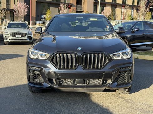 Used 2022 BMW X6 M50i w/ Executive Package image 8