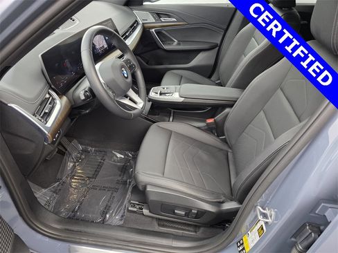 Used 2023 BMW X1 xDrive28i w/ Premium Package image 9