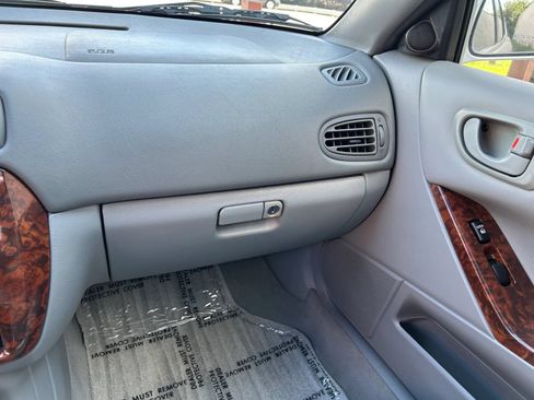 Used 2001 Mitsubishi Galant ES FWD image 22