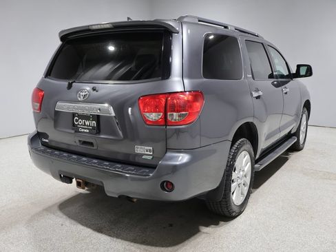 Used 2013 Toyota Sequoia Platinum AWD/4WD image 2