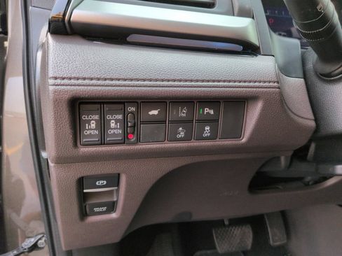 Used 2019 Honda Odyssey Elite image 24