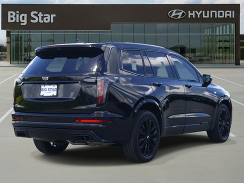 Used 2023 Cadillac XT6 Sport w/ LPO, ONYX Package AWD/4WD image 4