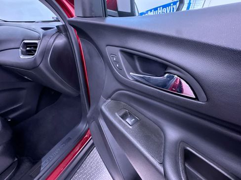 Used 2023 Chevrolet Equinox LT FWD image 36