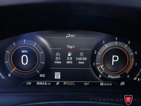 Used 2024 Ford Explorer Platinum w/ Technology Package image 30