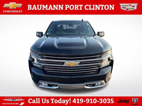 Used 2021 Chevrolet Silverado 1500 High Country w/ Technology Package AWD/4WD image 9