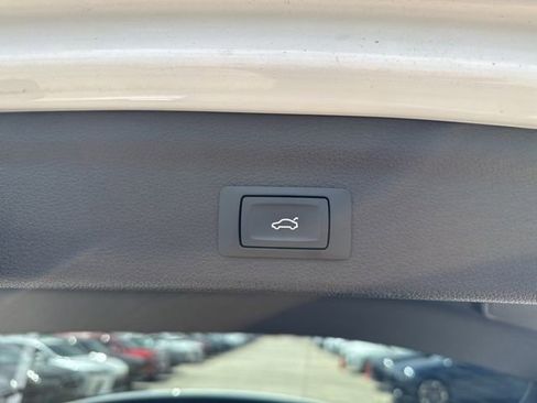 Used 2025 Audi Q3 2.0T Premium AWD/4WD image 10