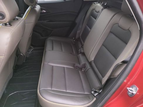 Certified 2024 Chevrolet Trax ACTIV w/ Driver Confidence Package FWD image 23