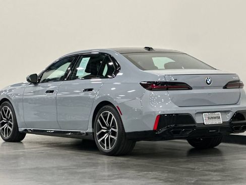 Used 2024 BMW 760i xDrive w/ Executive Package AWD/4WD image 6