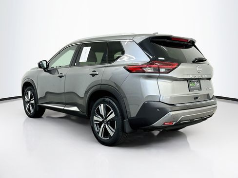 Used 2023 Nissan Rogue SL AWD/4WD image 5