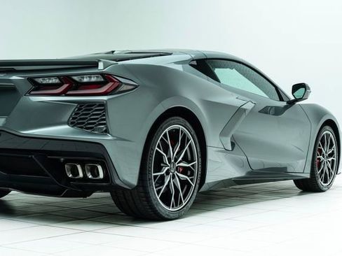 Used 2024 Chevrolet Corvette Stingray Coupe w/ Chrome Exterior Badge Package image 14