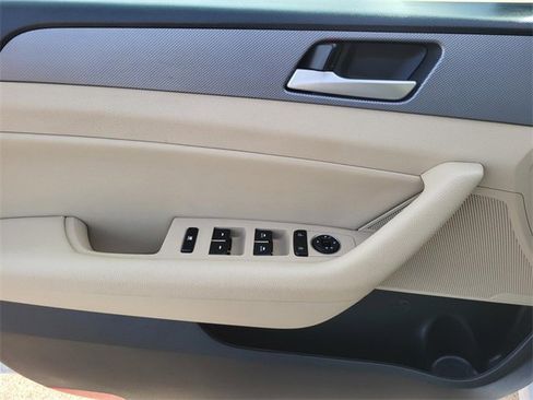 Used 2019 Hyundai Sonata SEL w/ Tech Package 02 image 14