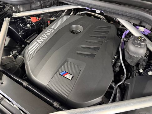 Used 2025 BMW X6 xDrive40i w/ Climate Comfort Package image 14