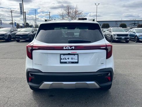 New 2026 Kia Seltos EX w/ EX Sunroof Package image 8