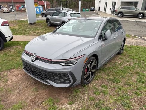 New 2026 Volkswagen GTI SE FWD image 3